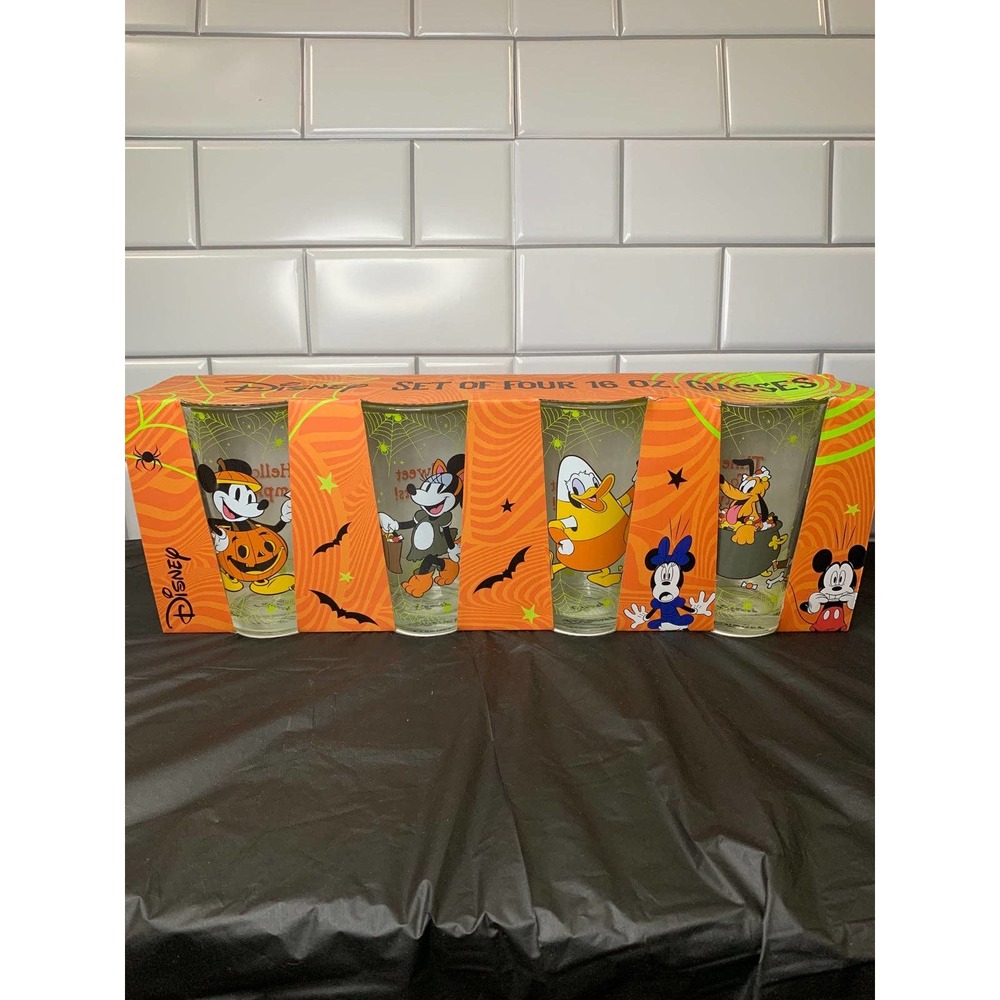 Disney Halloween Set of 4 16oz Glasses with Mickey Donald Minnie and Pluto